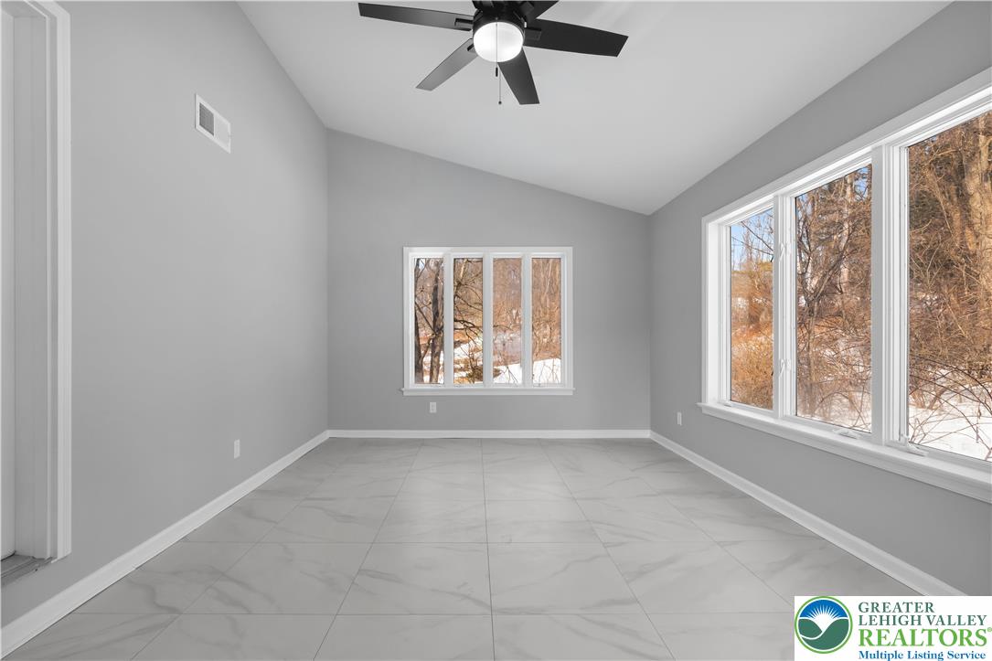 15 Spring Water Court Easton, PA 18042 - Photo 28 of 58 Sun room