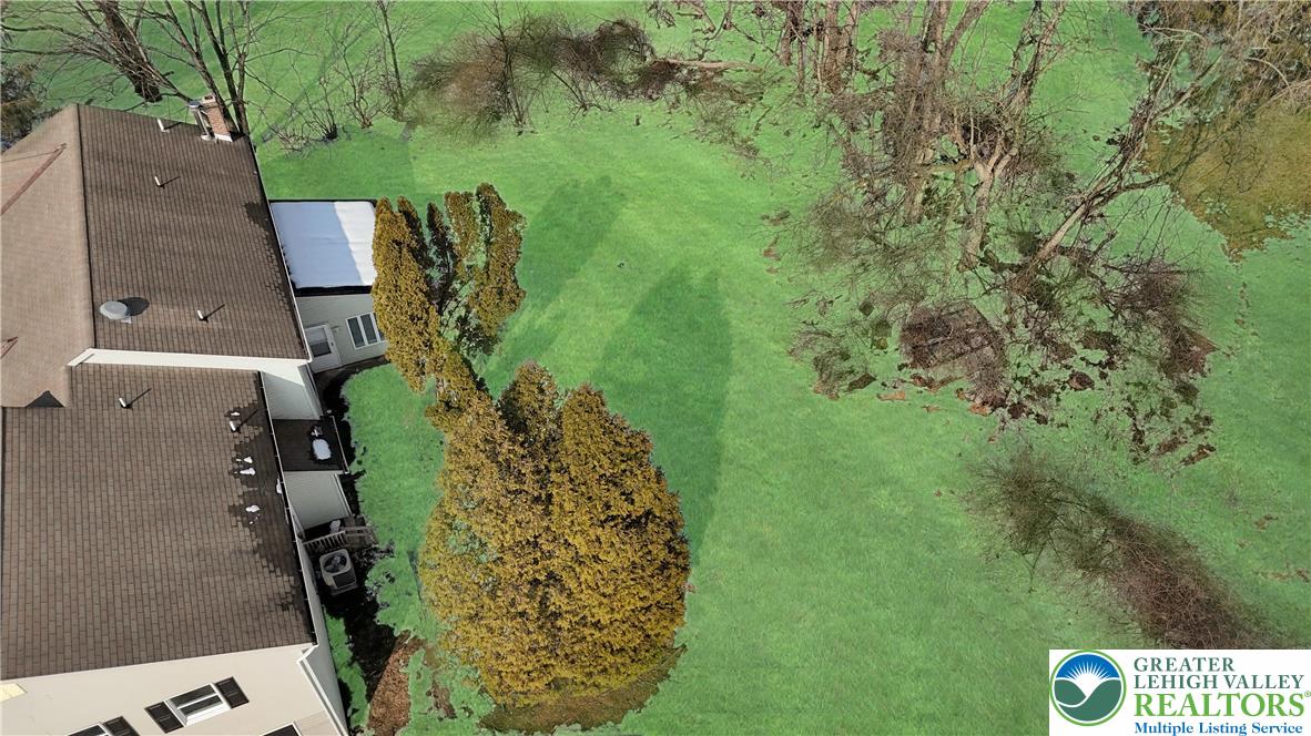 15 Spring Water Court Easton, PA 18042 - Photo 7 of 51 Back yard