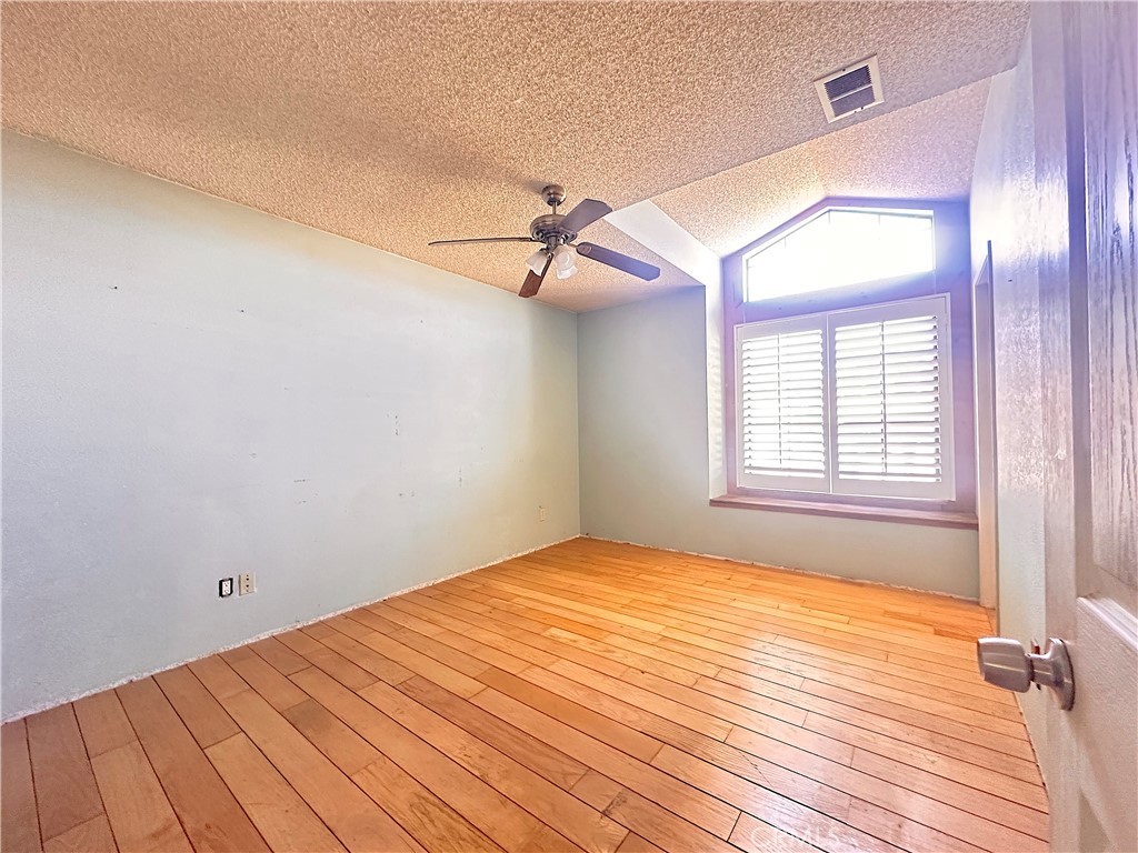 14585 Long View Drive Fontana, CA 92337 - Photo 17 of 27