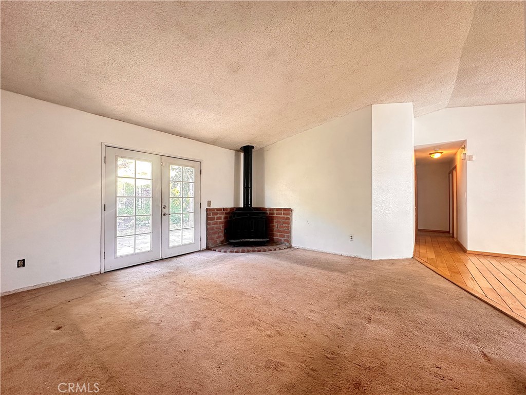 14585 Long View Drive Fontana, CA 92337 - Photo 2 of 27