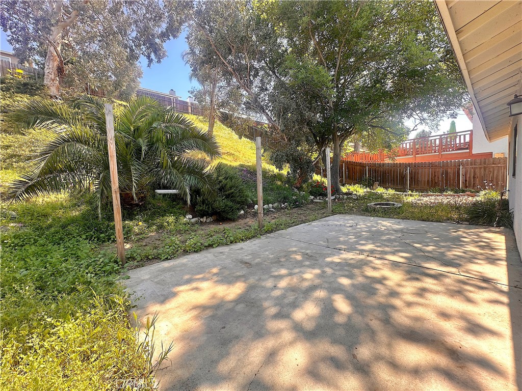 14585 Long View Drive Fontana, CA 92337 - Photo 22 of 27