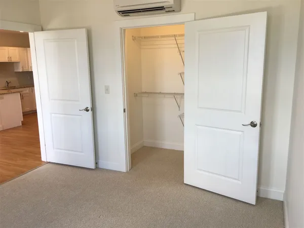 $2,139 | 875 Elm Street, Unit 806, Manchester, NH 03101
