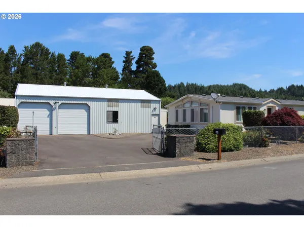 $359,000 | 850 Raechel Road, Lakeside, OR 97449