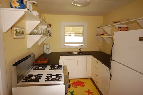 4 California Road Little Compton, RI 02837 - Photo 8 of 12