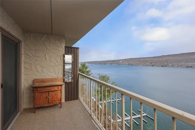 $699,900 | 108 Cliffside Drive, South Bristol, NY 14424