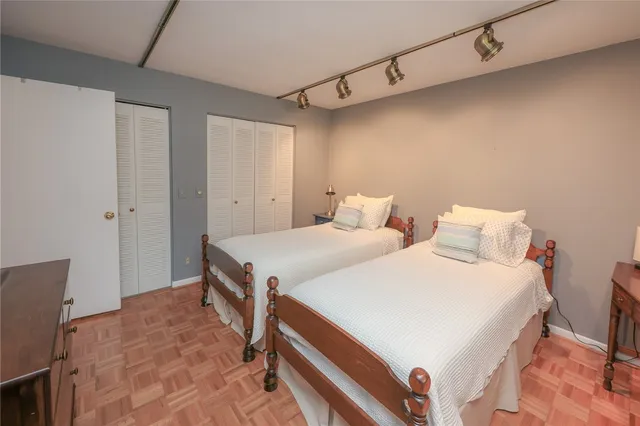 $699,900 | 108 Cliffside Drive, South Bristol, NY 14424