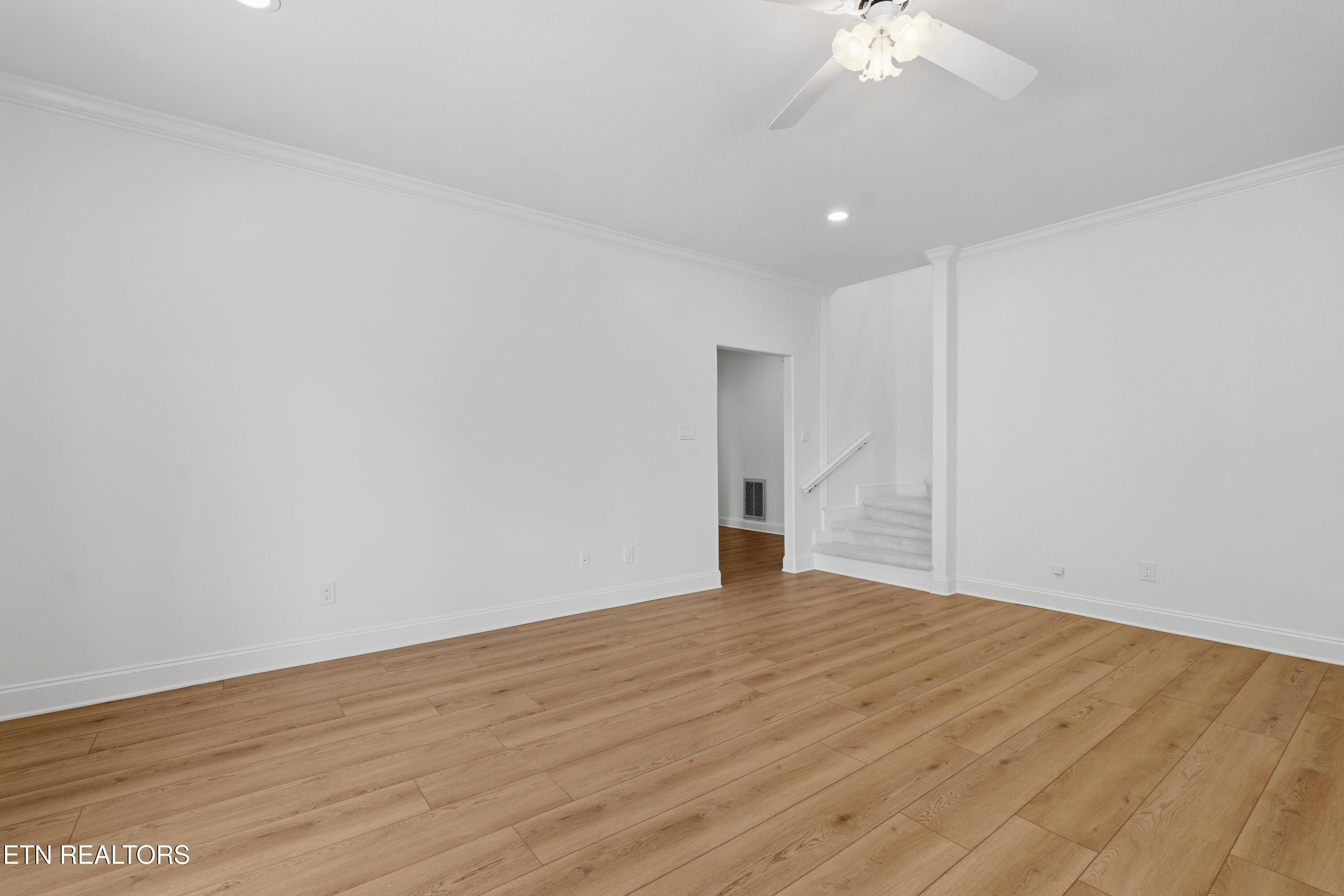 1049 Rarity Bay Parkway Vonore, TN 37885 - Photo 27 of 40 DSC06381