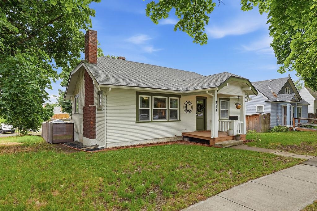 213 6th Street Cheney, WA 99004 - Photo 2 of 31