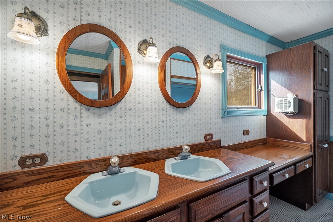 14811 Darrow Road Vermilion, OH 44089 - Photo 17 of 25