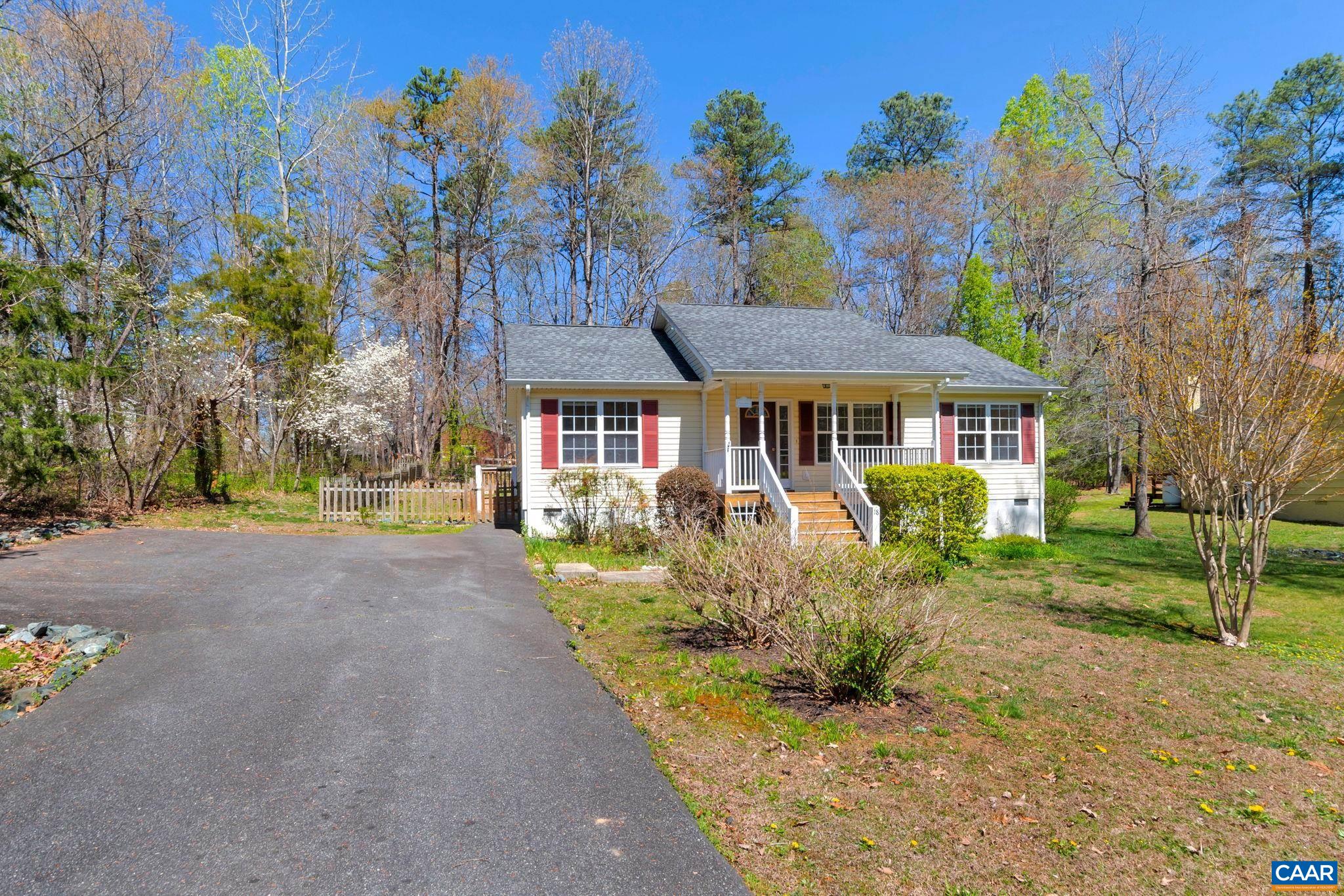 18 Loblolly Road Palmyra, VA 22963 - Photo 33 of 41 a front view of house with a garden