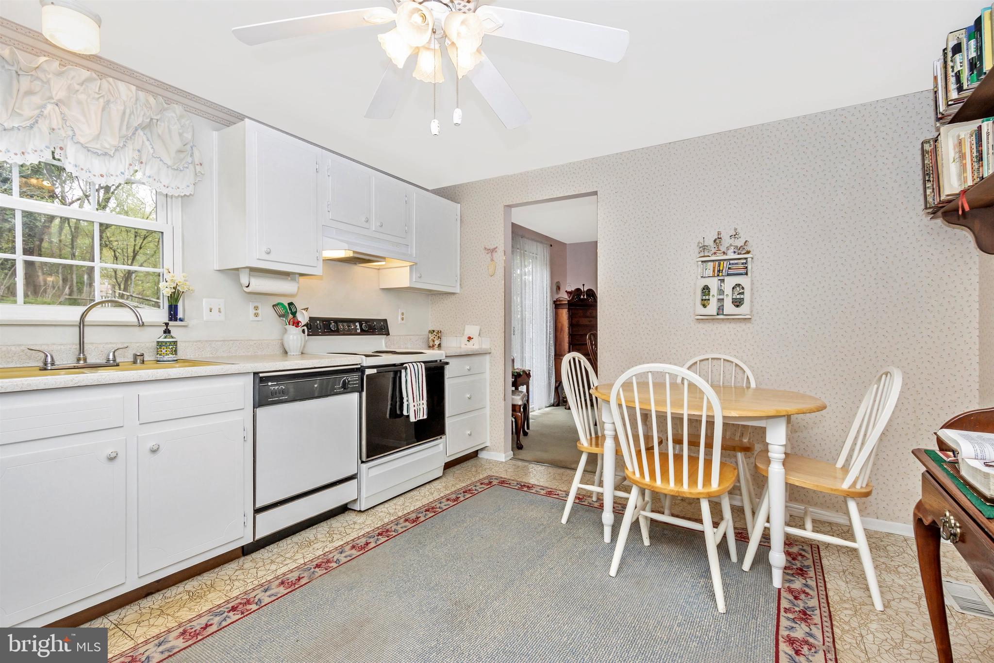 1316 Wembrough Court Silver Spring, MD 20905 - Photo 16 of 54 Gallery Image 16