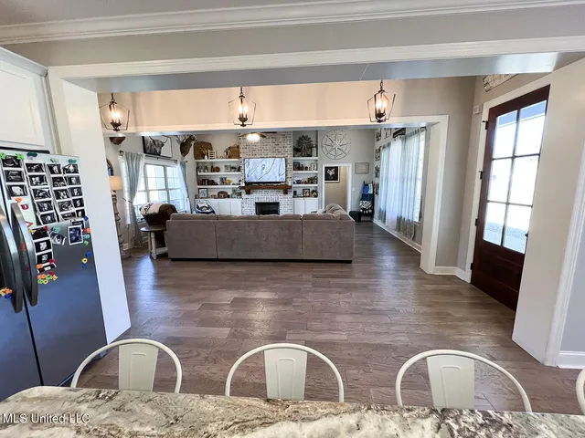 $449,990 | 481 Poplar Lane, Holly Springs, MS 38635