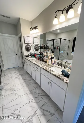 $449,990 | 481 Poplar Lane, Holly Springs, MS 38635