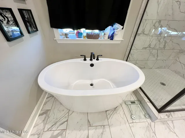 $449,990 | 481 Poplar Lane, Holly Springs, MS 38635