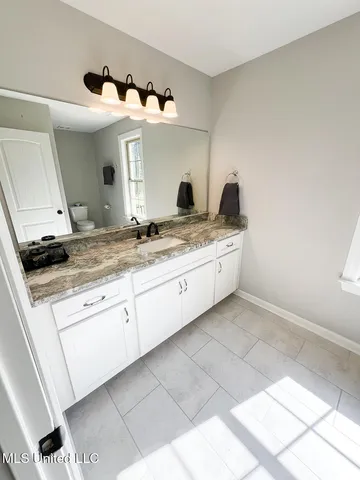 $449,990 | 481 Poplar Lane, Holly Springs, MS 38635