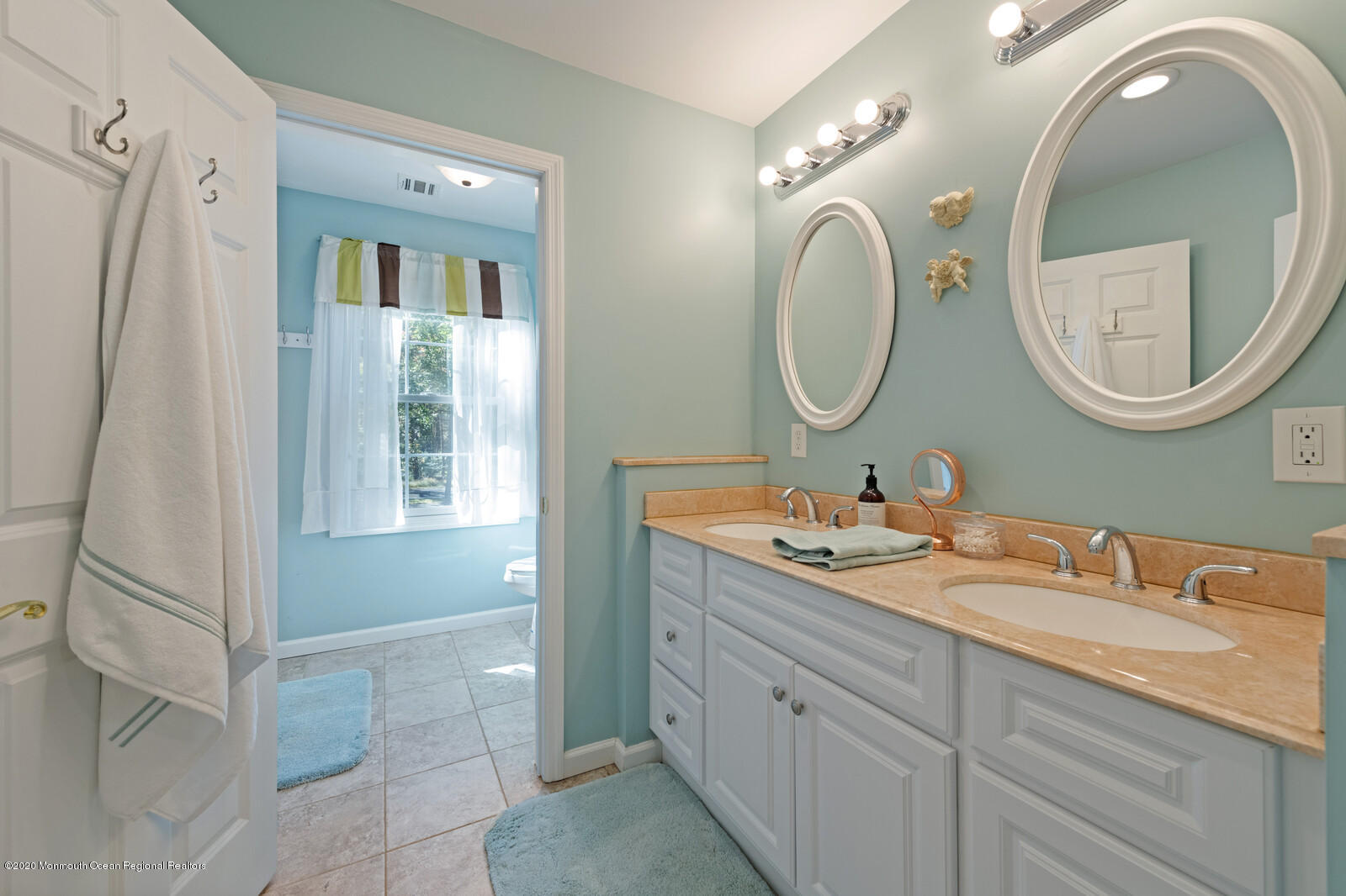 2073 Bustleton Road Burlington, NJ 08016 - Photo 25 of 31 25_24Bathroom_mls