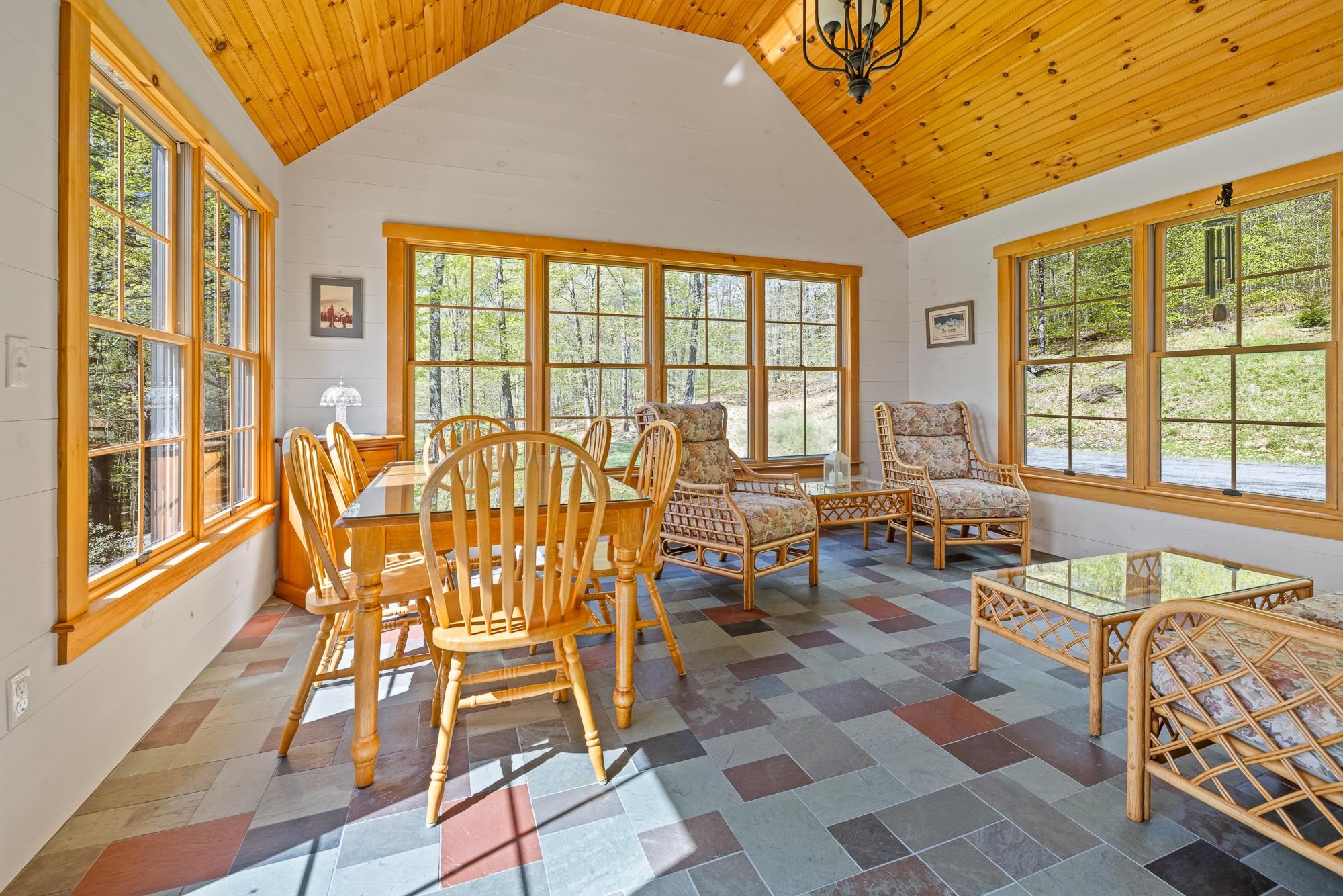 348 Fort Defiance Hill Barnard, VT 05032 - Photo 21 of 43
