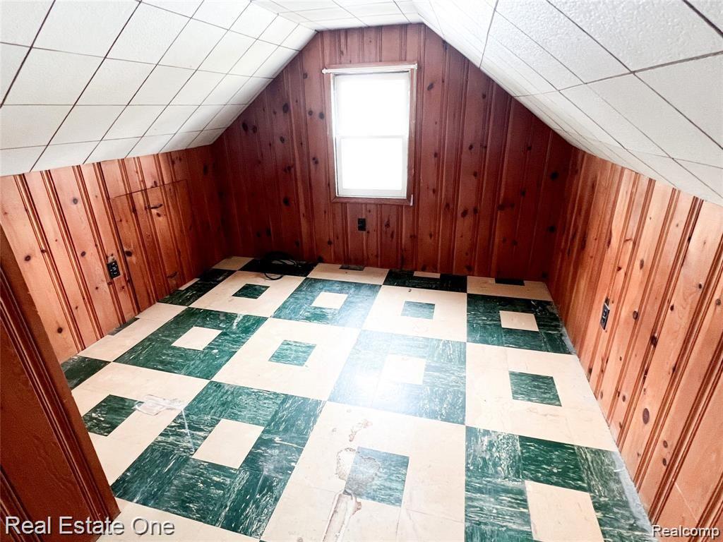 1035 East 14 Mile Road Clawson, MI 48017 - Photo 13 of 20 12.jpg