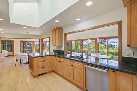 $2,198,000 | 25991 Mar Vista Court, Los Gatos, CA 95033
