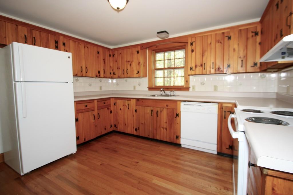 414 Cole Road Kennebunk, ME 04043 - Photo 11 of 31 New refrigerator, dishwasher, stove...