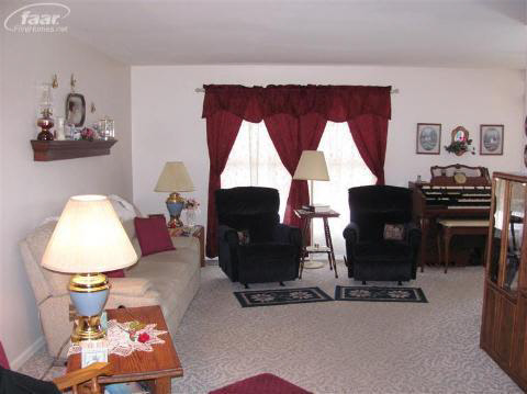 7188 Green Road Fenton, MI 48430 - Photo 12 of 18 20243457-11.JPG