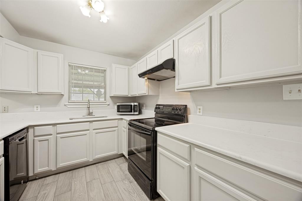 1009 Enlow Circle Commerce, TX 75428 - Photo 7 of 25