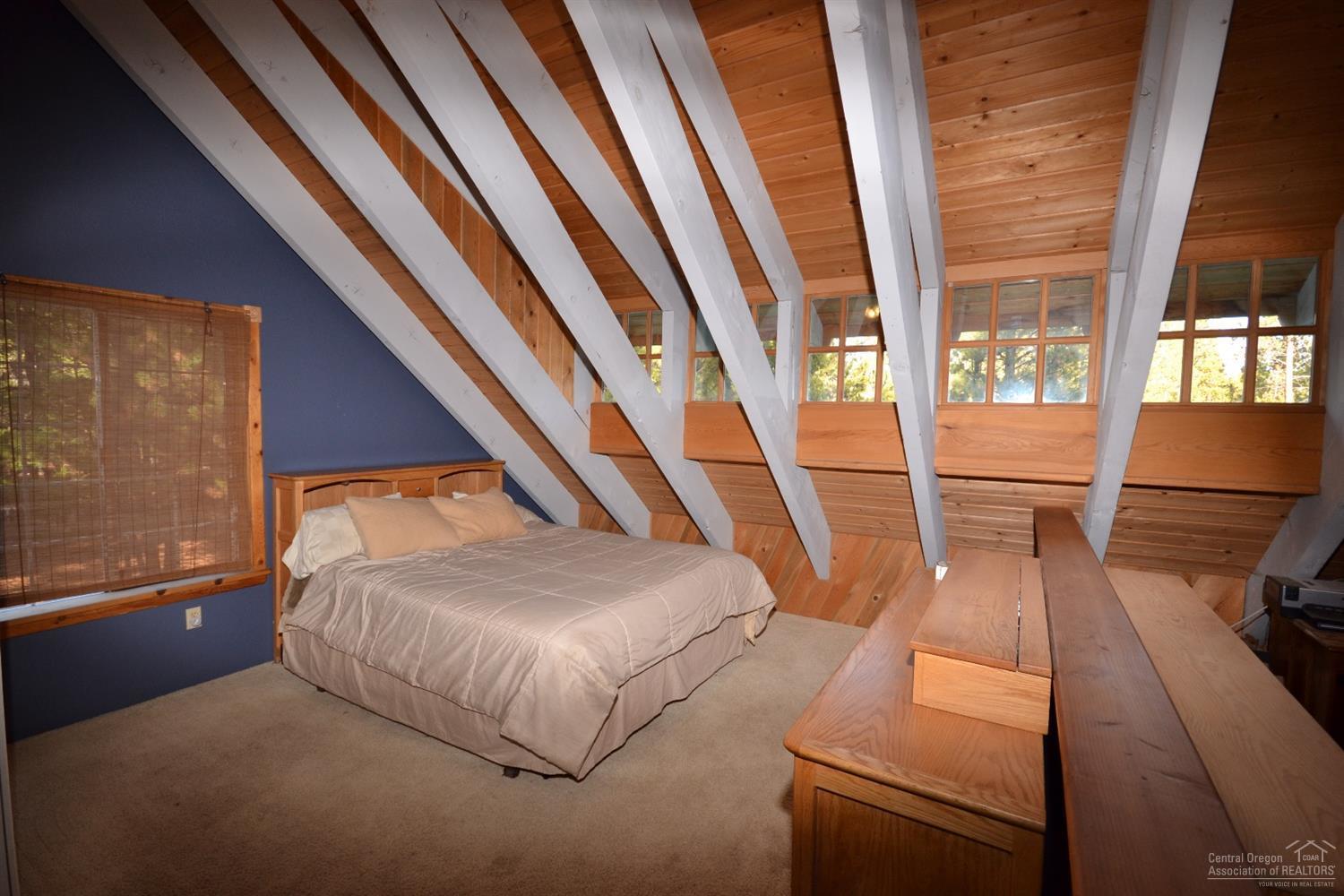61535 Mill Rd Bend Bend, OR 97703 - Photo 14 of 25 Gallery Image 14
