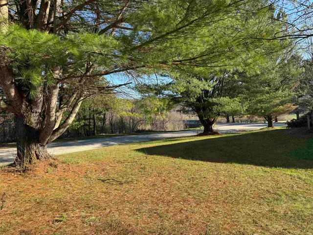 $229,000 | 19 Melody Lane, Johnson, VT 05656