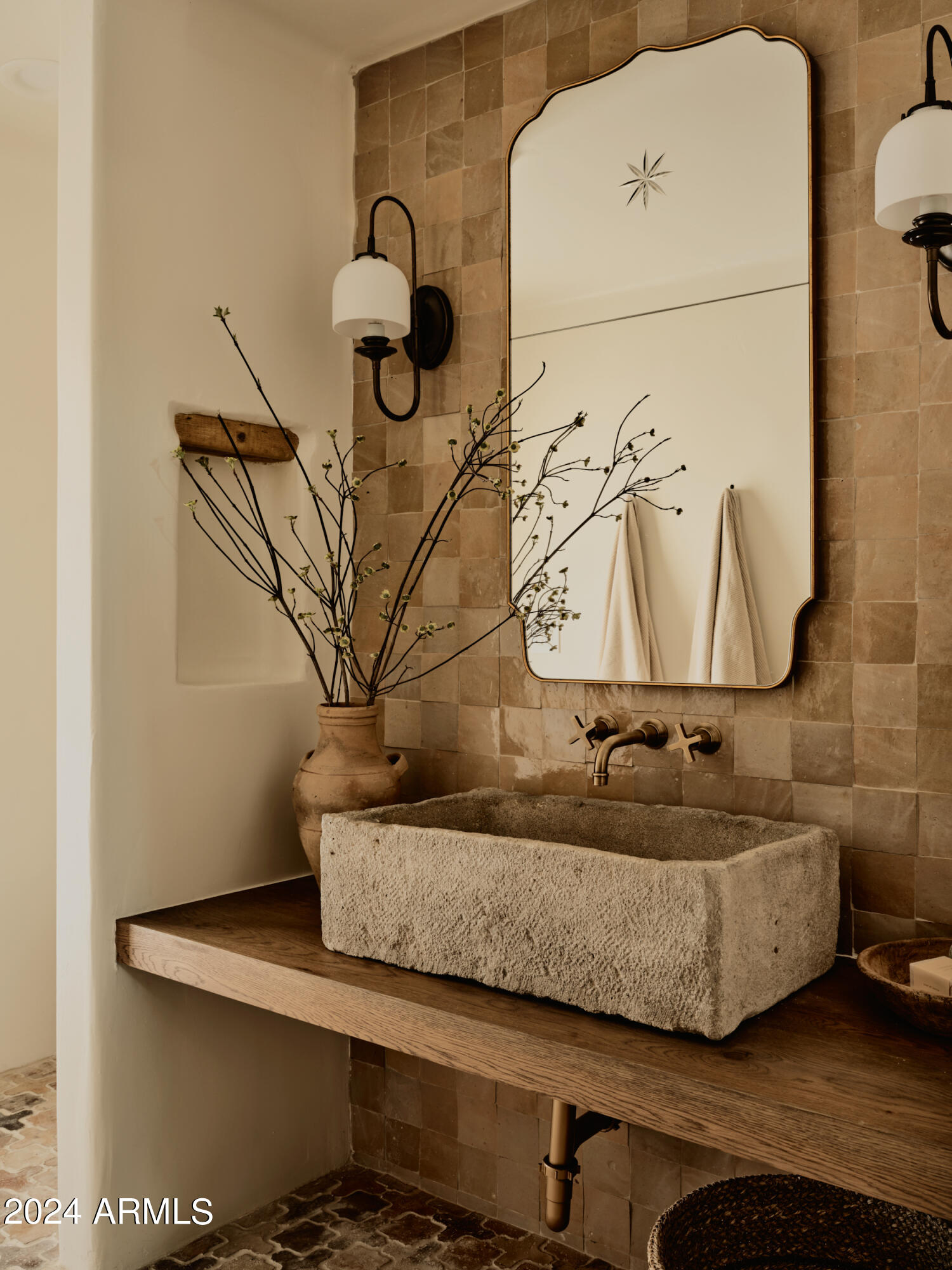 9015 Morning Glory Road Paradise Valley, AZ 85253 - Photo 16 of 33 POWDER