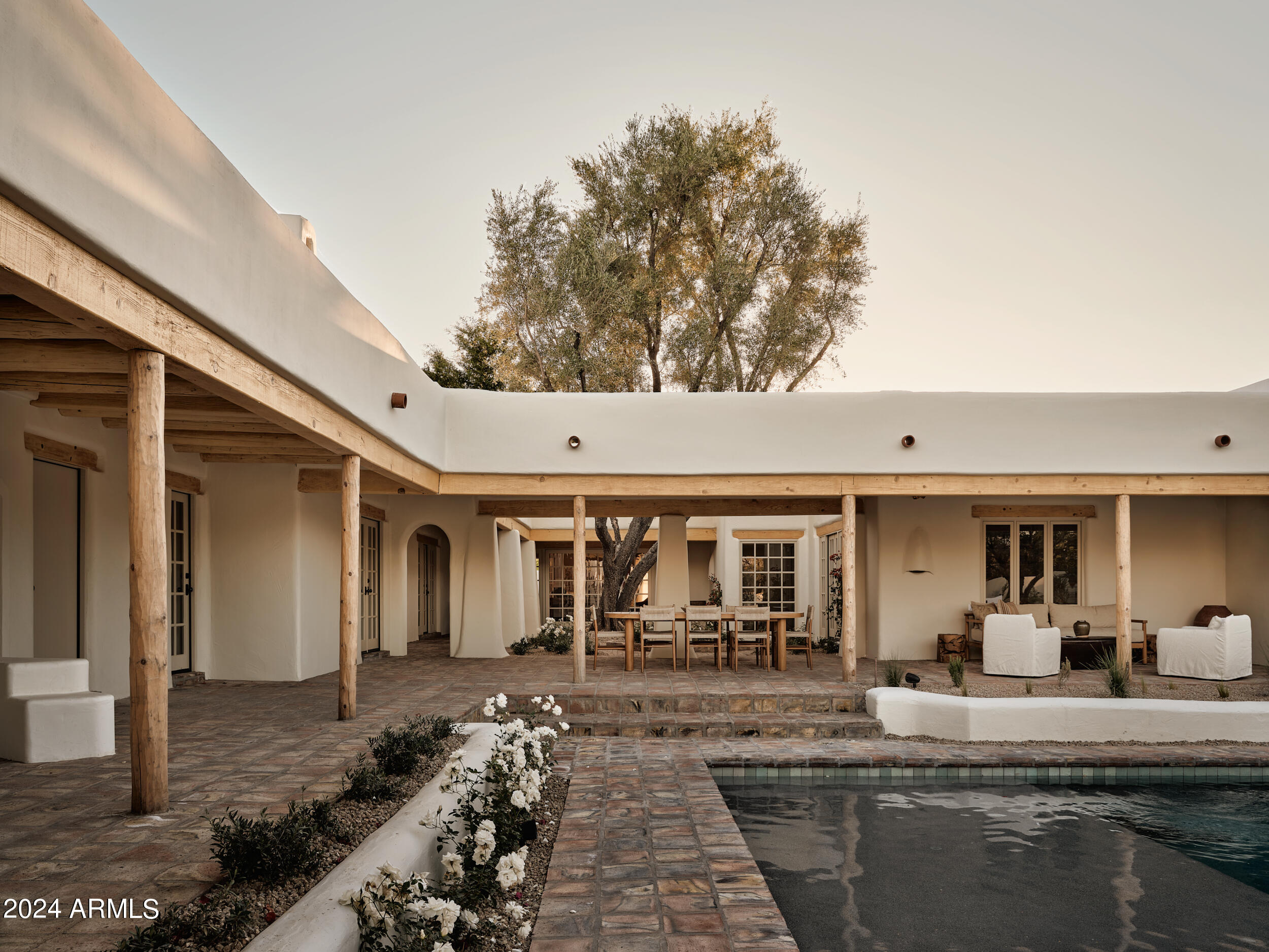 9015 Morning Glory Road Paradise Valley, AZ 85253 - Photo 5 of 33 PATIO/POOL