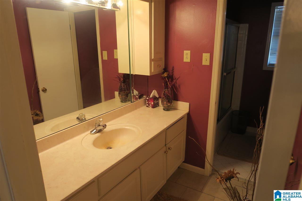 1442 Cabin Hill Road Birmingham, AL 35235 - Photo 13 of 19
