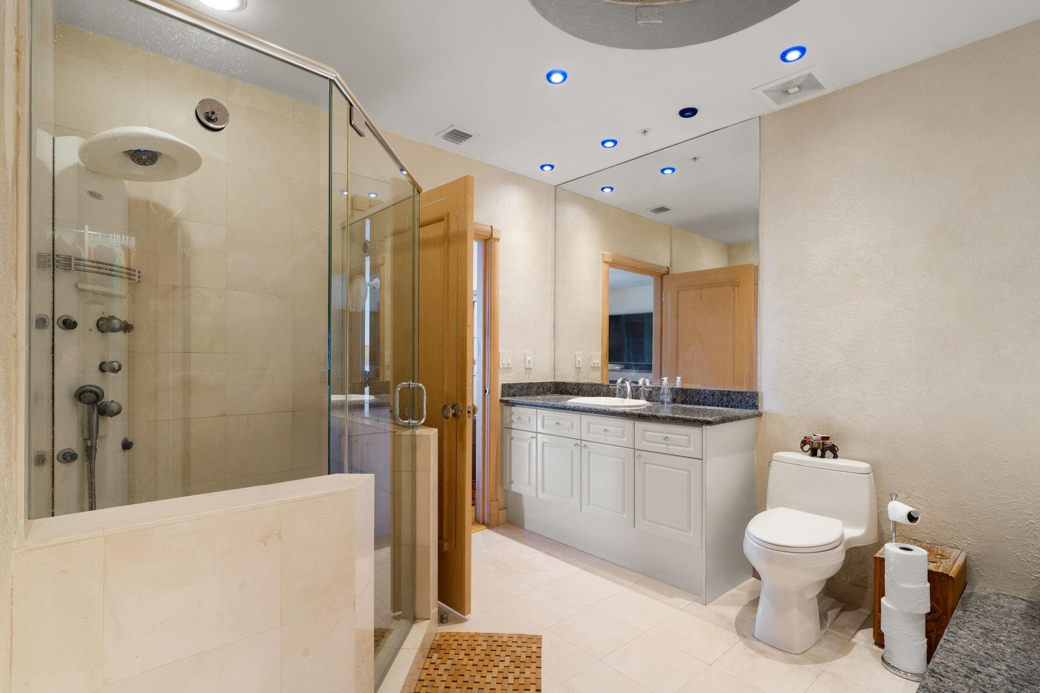 100 South Birch Road, Unit 2702 Fort Lauderdale, FL 33316 - Photo 16 of 36 Photo 16