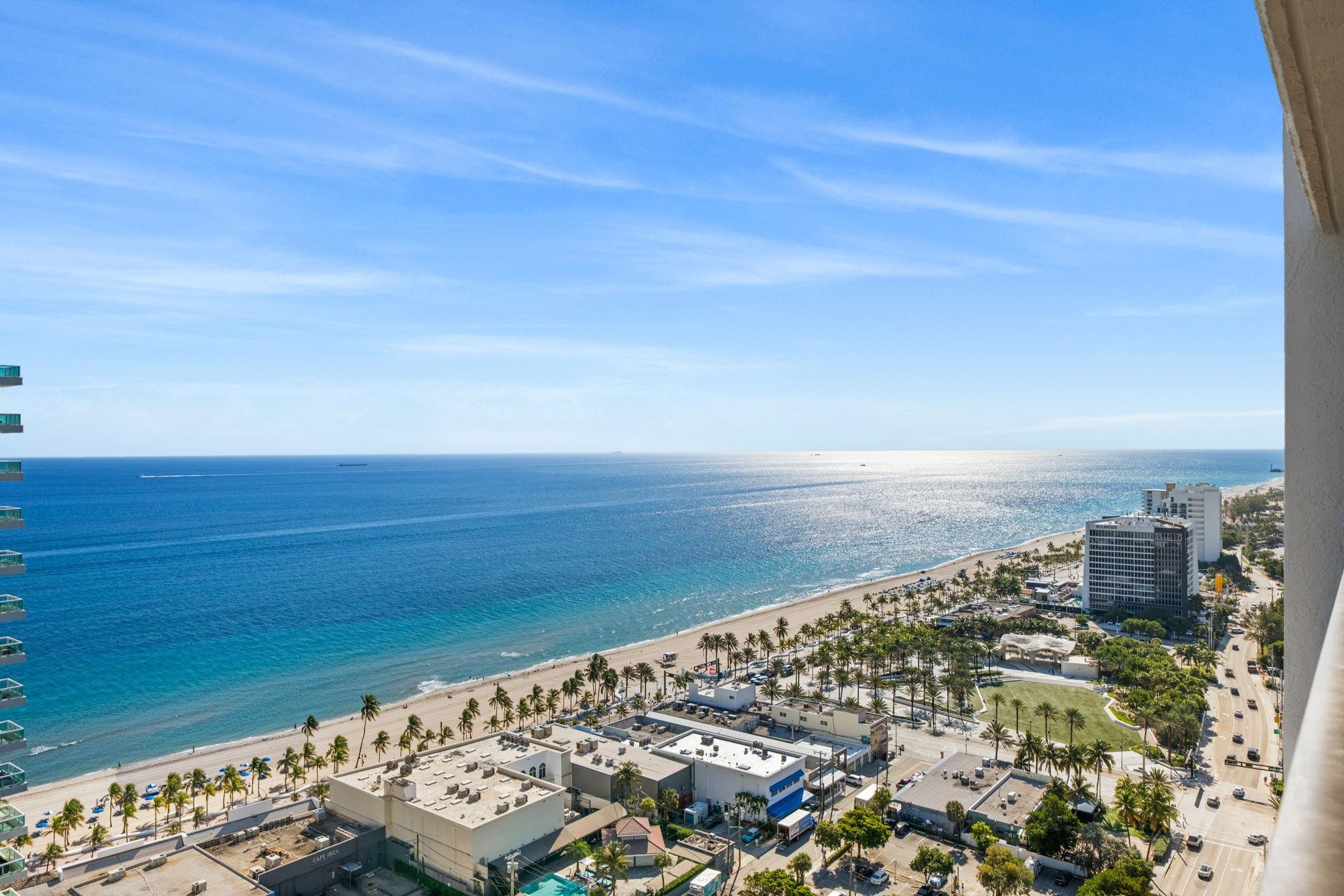 100 South Birch Road, Unit 2702 Fort Lauderdale, FL 33316 - Photo 2 of 36 Photo 2