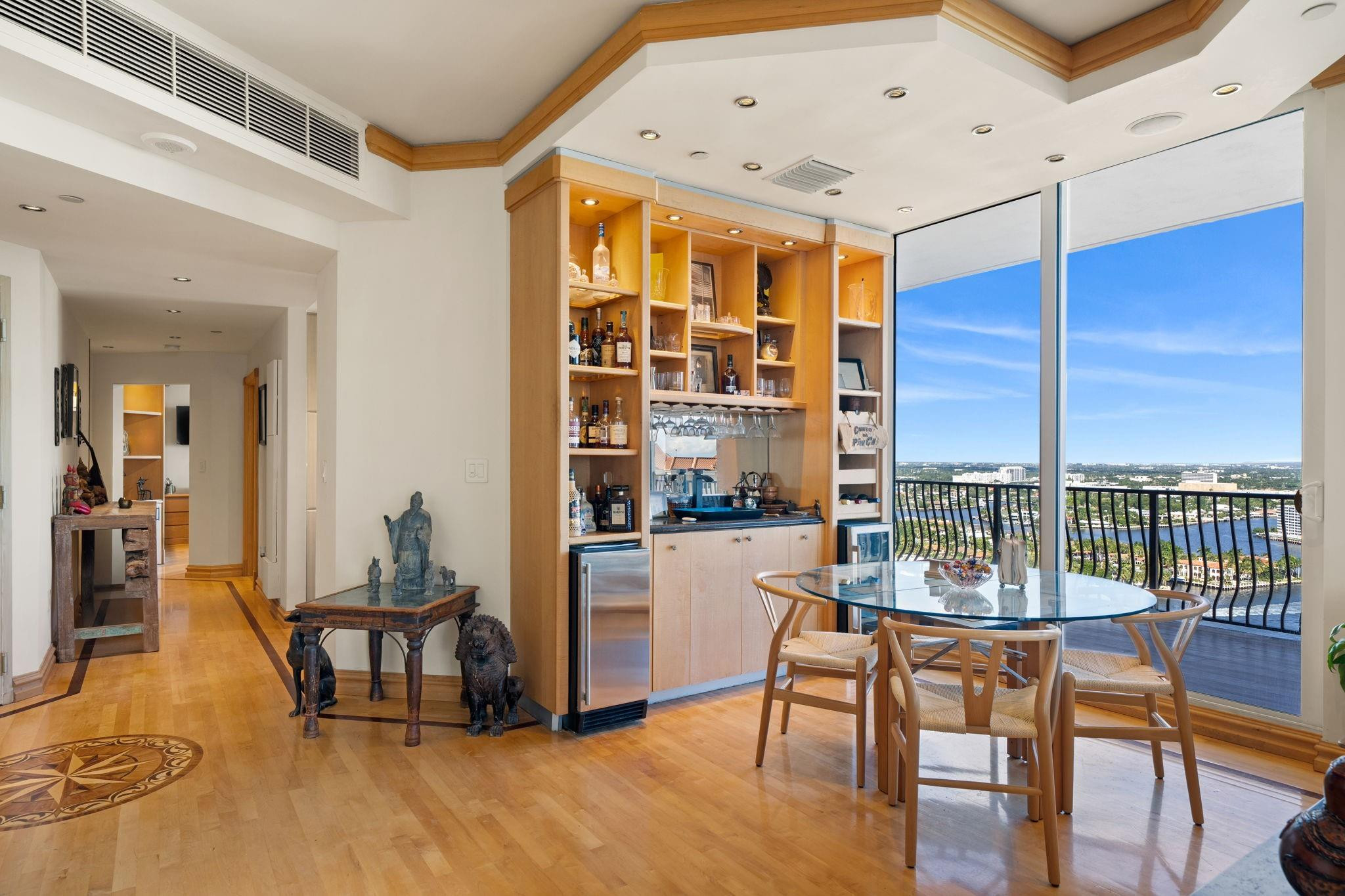 100 South Birch Road, Unit 2702 Fort Lauderdale, FL 33316 - Photo 5 of 36 Photo 5