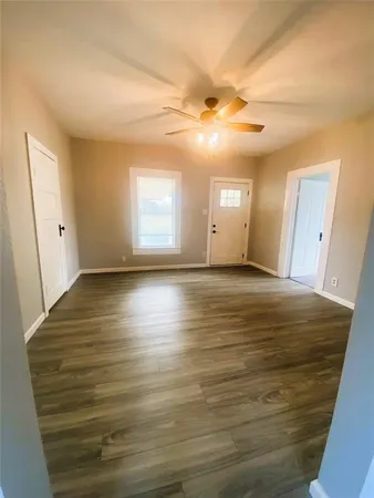 $1,850 | 308 North Shawnee Street, Ennis, TX 75119