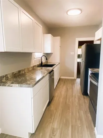 $1,850 | 308 North Shawnee Street, Ennis, TX 75119