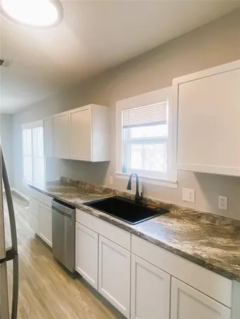 $1,850 | 308 North Shawnee Street, Ennis, TX 75119