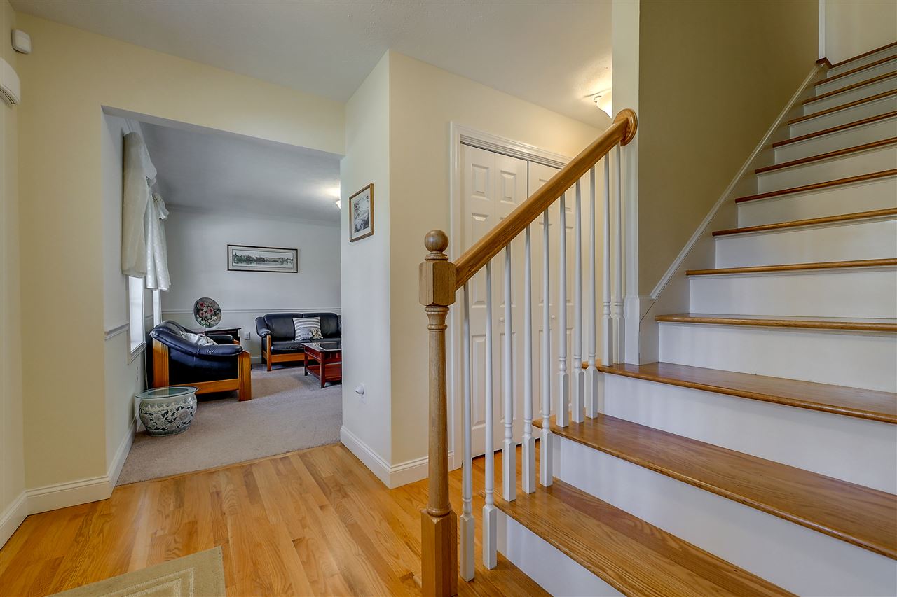 159 Wallace Road Bedford, NH 03110 - Photo 4 of 39 Gallery Image 4