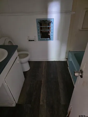 $1,200 | 312 5th Street Southwest, Bogata, TX 75417