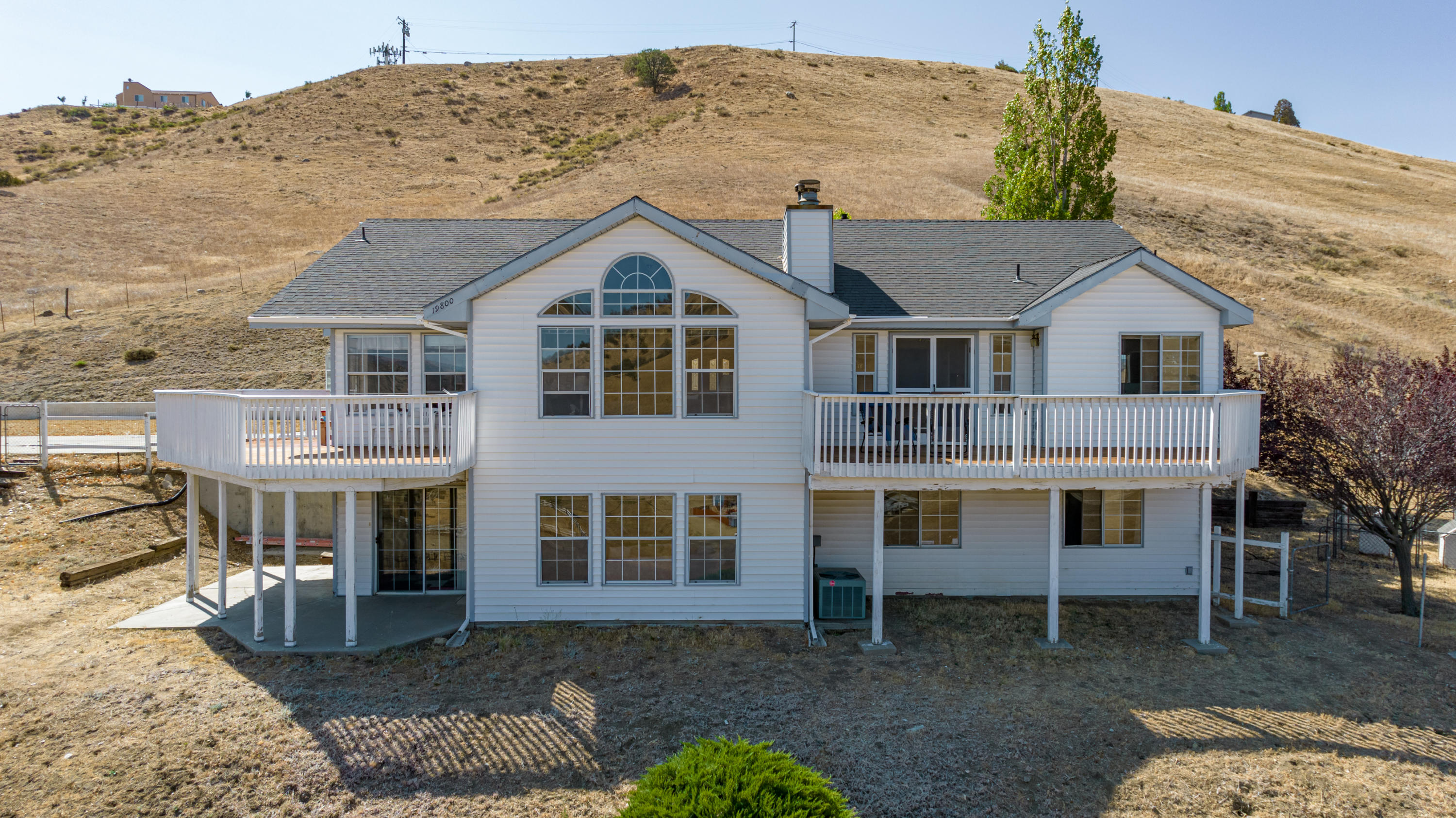 19800 Pine Ridge Drive Tehachapi, CA 93561 - Photo 1 of 46 DJI_000812