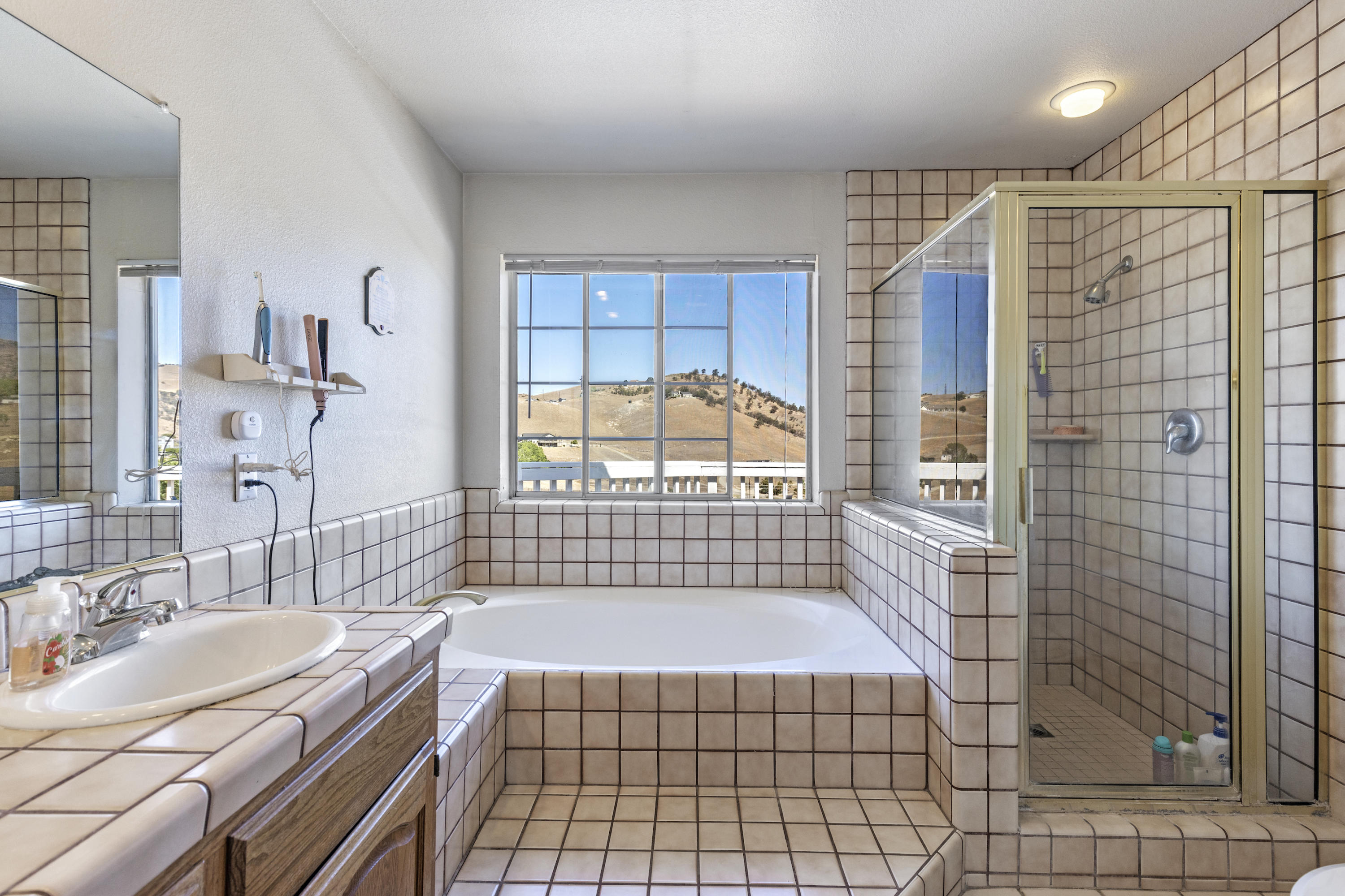 19800 Pine Ridge Drive Tehachapi, CA 93561 - Photo 13 of 46 A56A9264