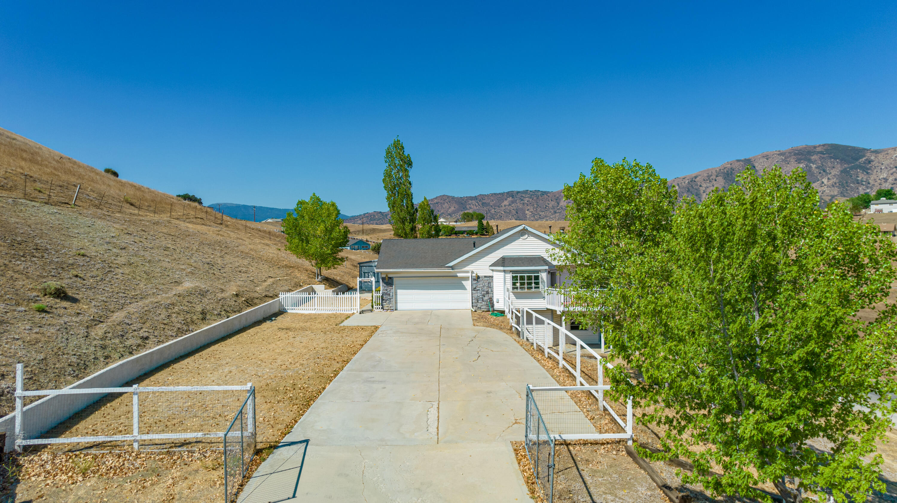 19800 Pine Ridge Drive Tehachapi, CA 93561 - Photo 36 of 46 DJI_000112