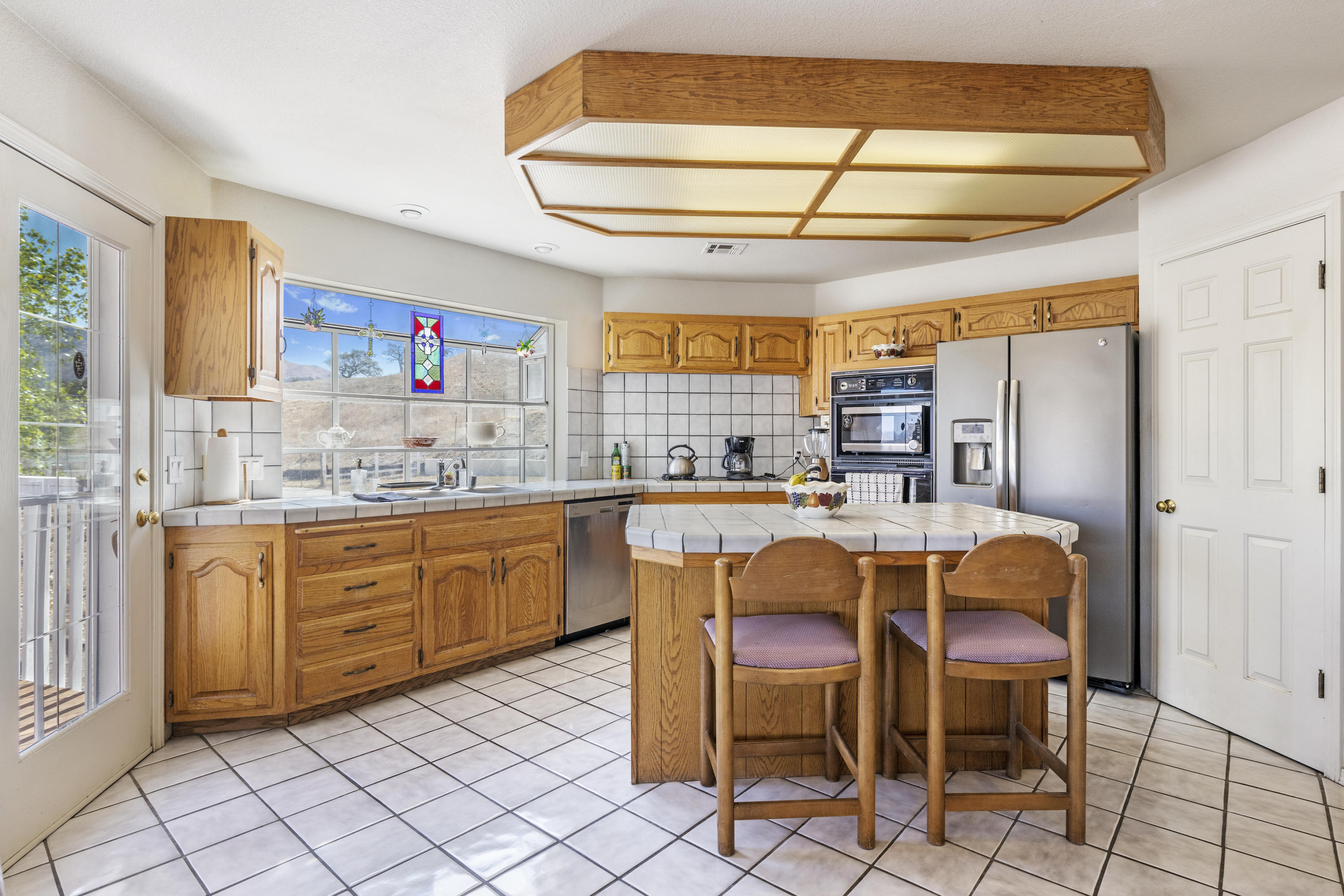 19800 Pine Ridge Drive Tehachapi, CA 93561 - Photo 8 of 46 A56A9250