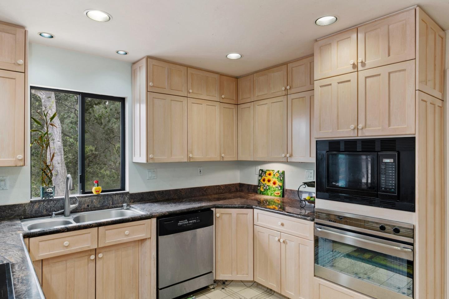 7055 Tustin Road Salinas, CA 93907 - Photo 11 of 23 Gallery Image 11