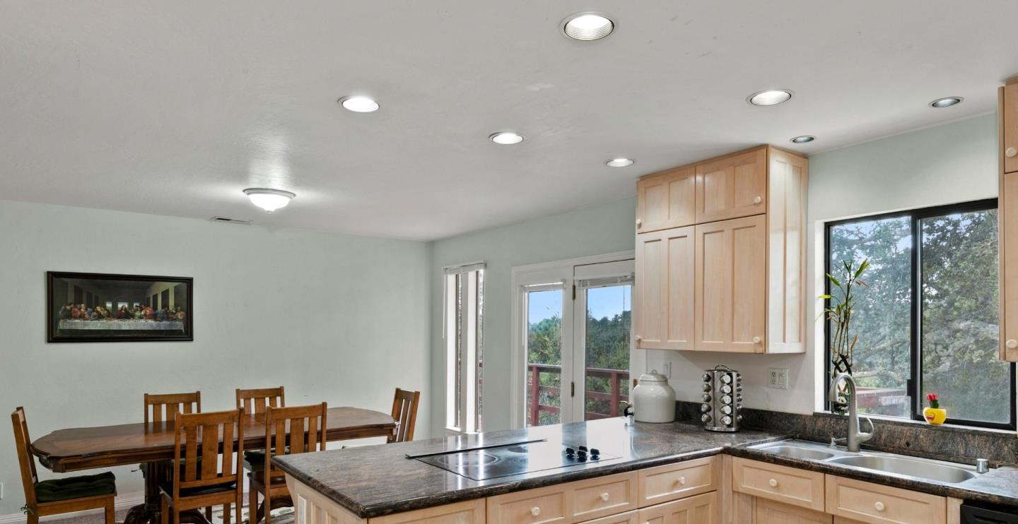 7055 Tustin Road Salinas, CA 93907 - Photo 12 of 23 Gallery Image 12