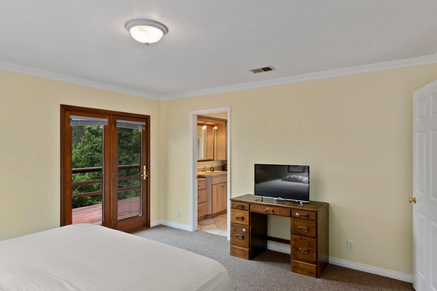 7055 Tustin Road Salinas, CA 93907 - Photo 14 of 23 Gallery Image 14