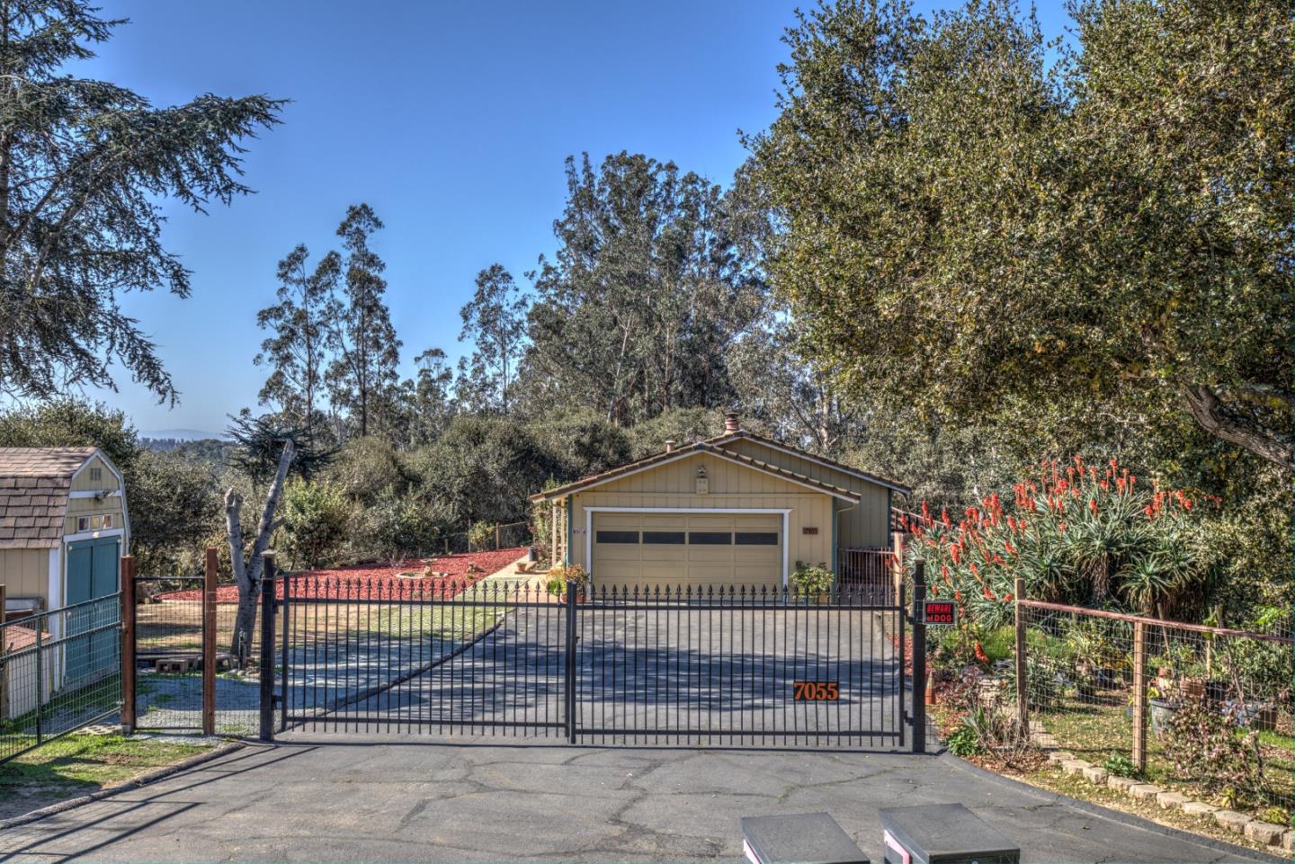 7055 Tustin Road Salinas, CA 93907 - Photo 3 of 23 Gallery Image 3
