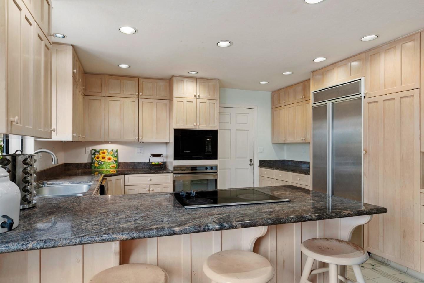 7055 Tustin Road Salinas, CA 93907 - Photo 10 of 23 Gallery Image 10