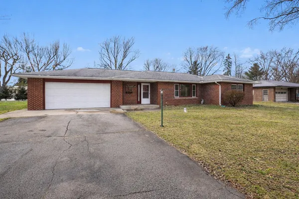 $249,000 | 64588 West North Park Drive, Constantine, MI 49042