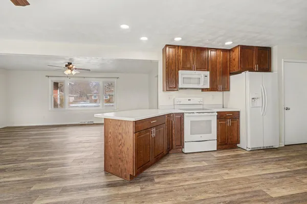 $249,000 | 64588 West North Park Drive, Constantine, MI 49042